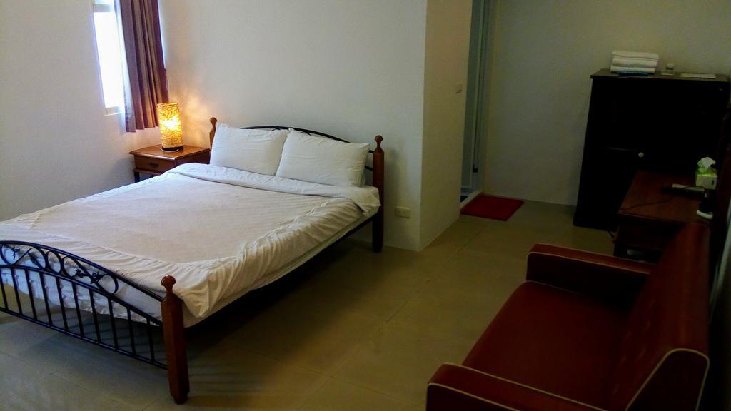 Leisure Man Apartment Kota Hualien Bagian luar foto