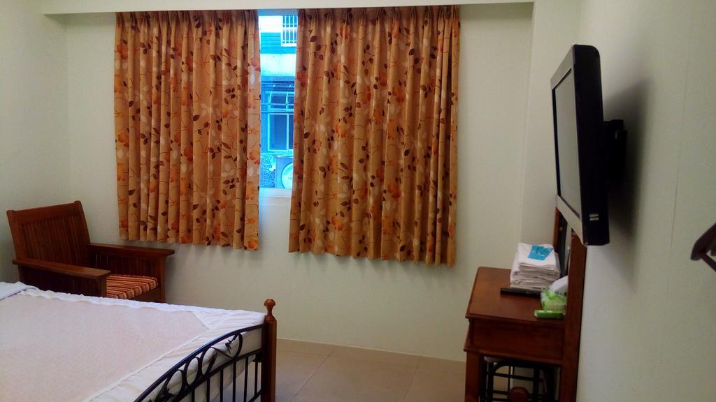 Leisure Man Apartment Kota Hualien Bagian luar foto