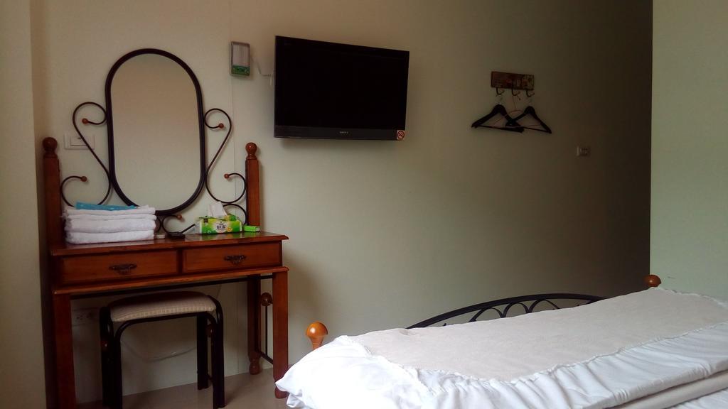 Leisure Man Apartment Kota Hualien Bagian luar foto