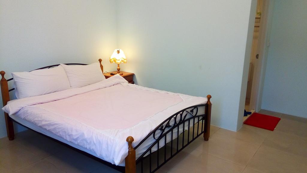 Leisure Man Apartment Kota Hualien Bagian luar foto